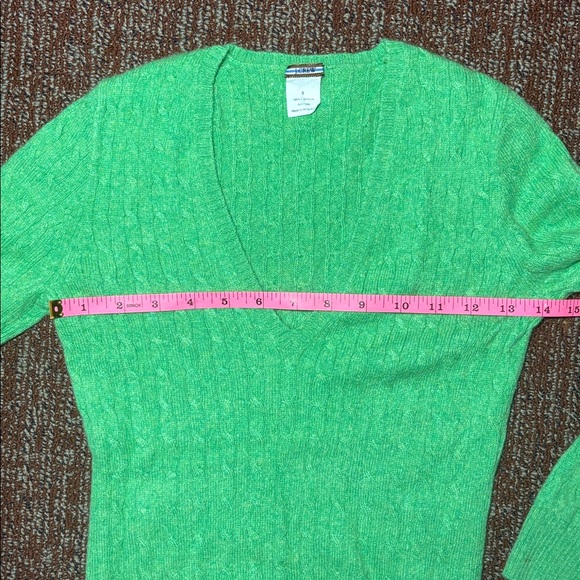 J. Crew Vibrant Green Women's cashmere Sweater soft long sleeve cable knit small - Picture 4 of 10